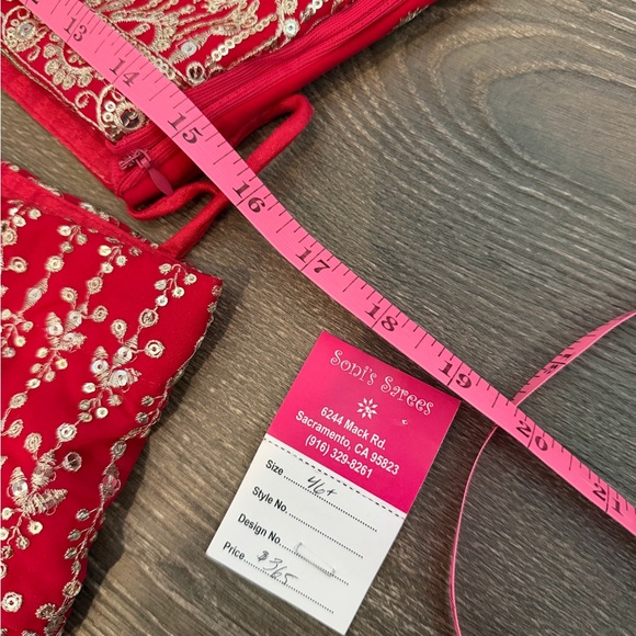 Red Embroidered Two-Piece Set - Picture 4 of 4